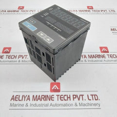 Ut551E Digital Indicating Controller 50-60Hz Yokogawa