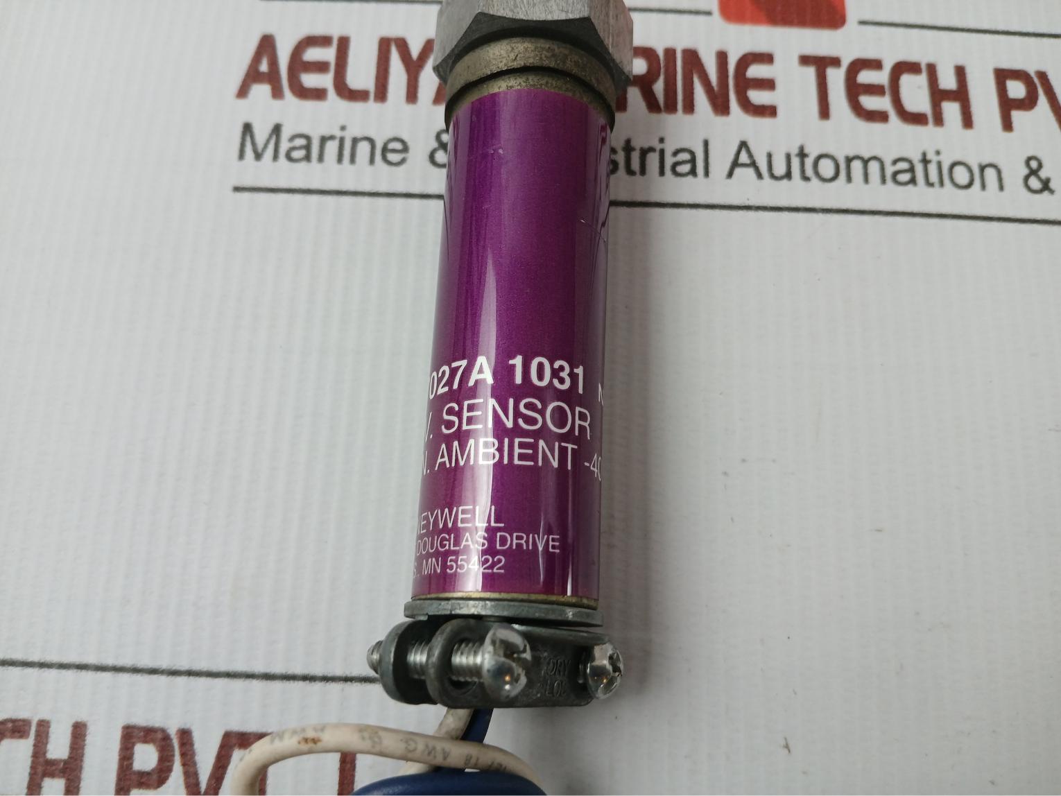 Uv Flame Detector/Sensor C7027A 1031 Honeywell