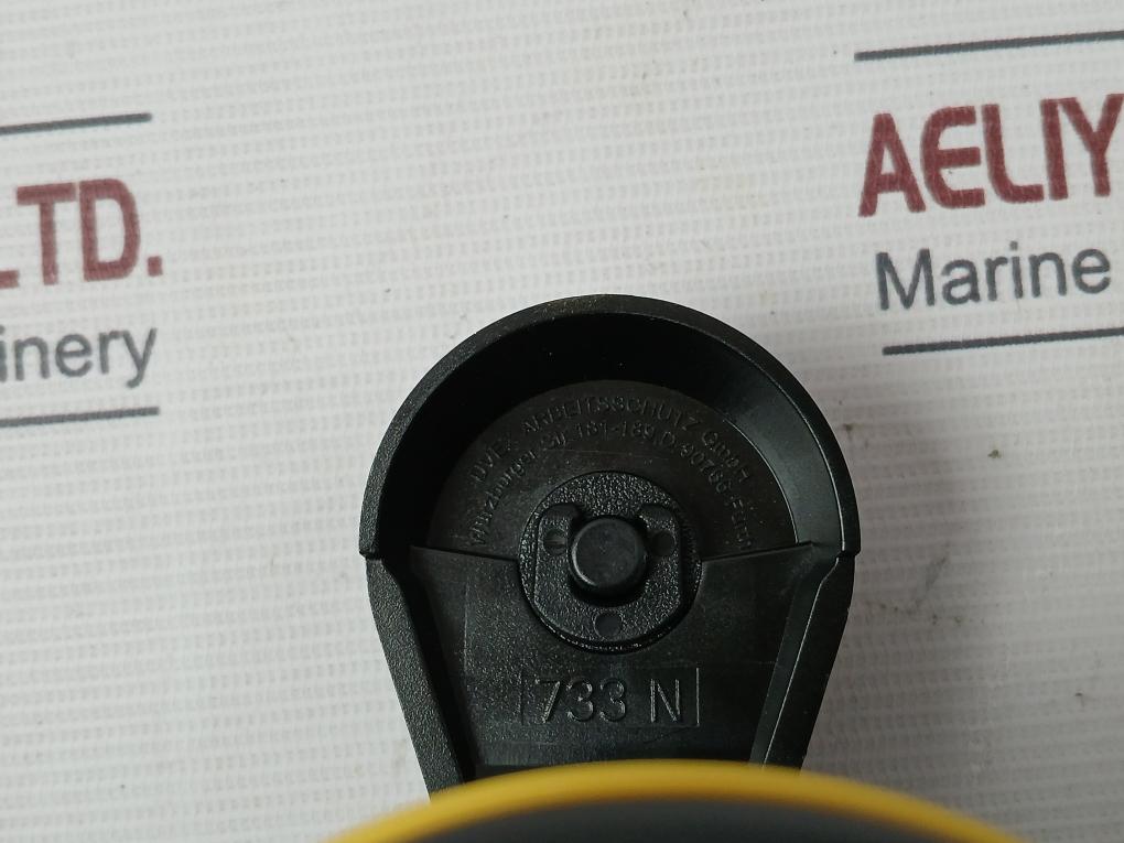 Uvex K20H Dielectric Hearing Helmet Earmuffs Set