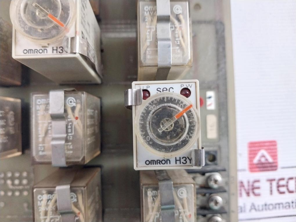 Uzushio Electric 1039 Tg-10-a Printed Circuit Board Dc24V
