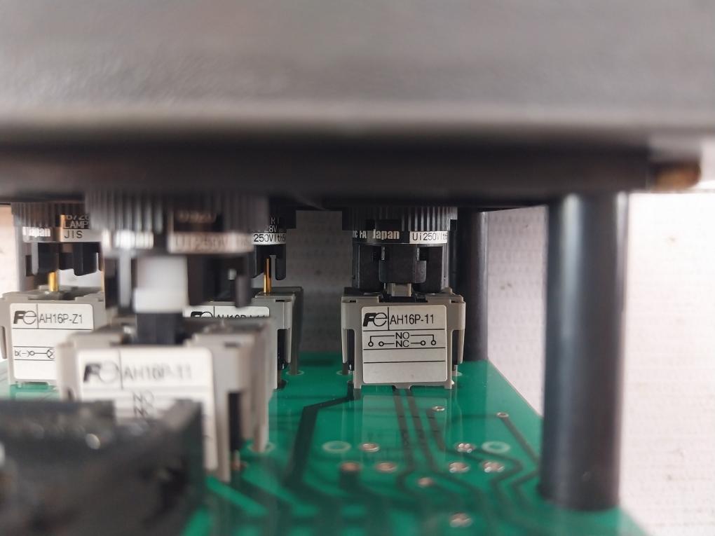 Uzushio Electric Ust-10A5R.1332R Pcb Module 250V Ith: 5A Jis