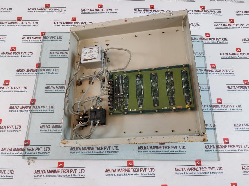 Uzushio Electric Utl-cr 02 + Utl-ac 02 + Utl-mb02S Micro Computer System 83A114A