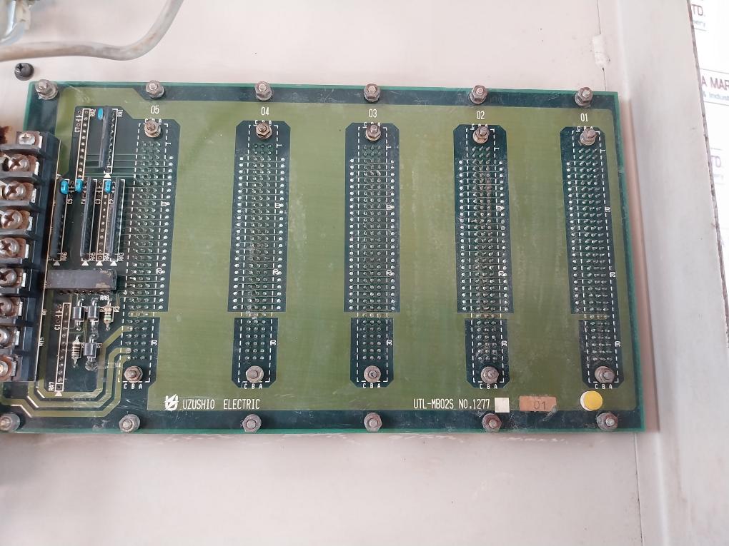 Uzushio Electric Utl-cr 02 + Utl-ac 02 + Utl-mb02S Micro Computer System 83A114A