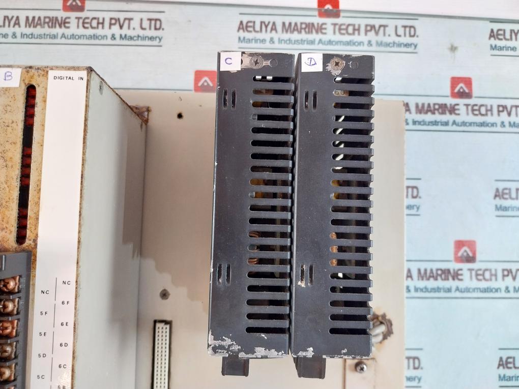 Uzushio Electric Utl-cr 02 + Utl-ac 02 + Utl-mb02S Micro Computer System 83A114A