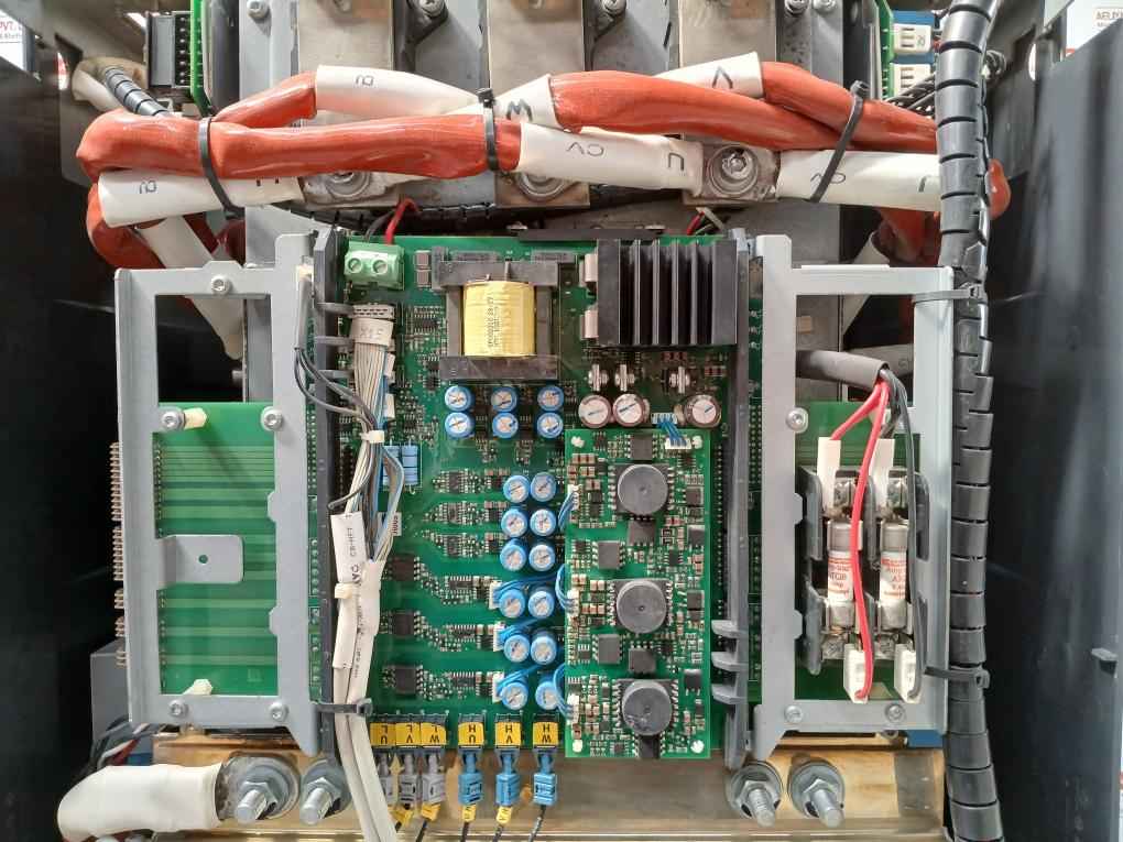 Vacon Pa052050T0Ssg Power Unit 14820781 380-500V 50/60Hz 520A