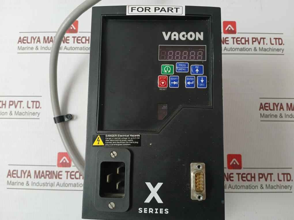 Vacon V0500072S110 Variable Speed Drive 50/60Hz 1Phase Ek6700400 (Not Working)