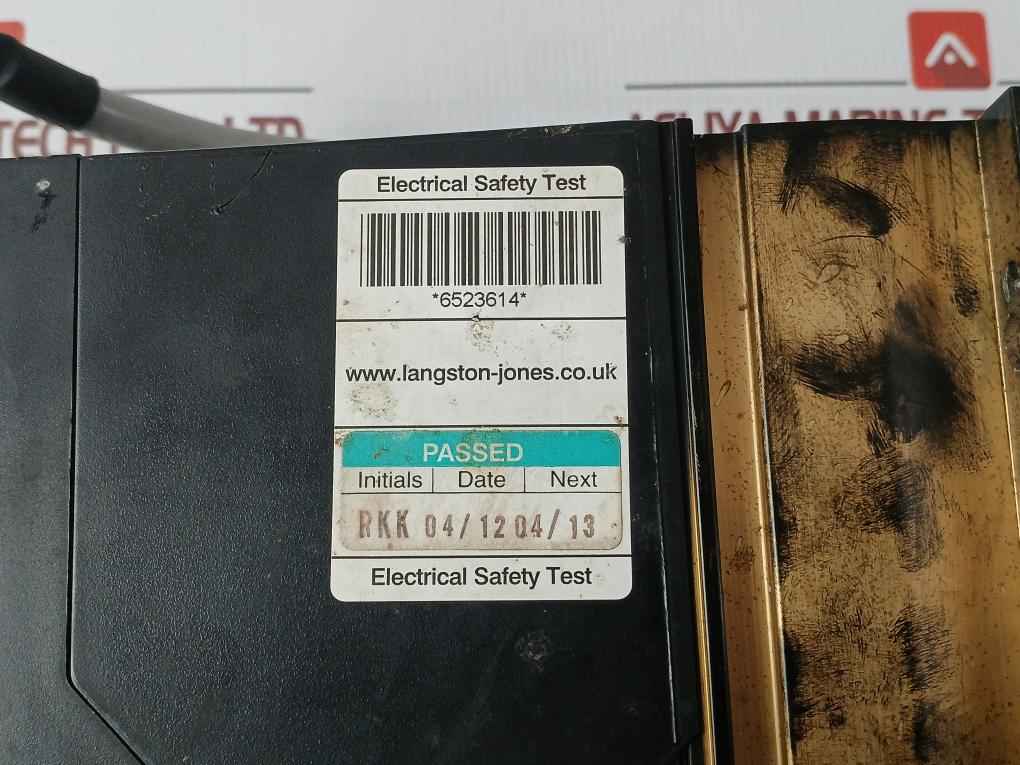 Vacon V0500072S110 Variable Speed Drive 50/60Hz 1Phase Ek6700400 (Not Working)