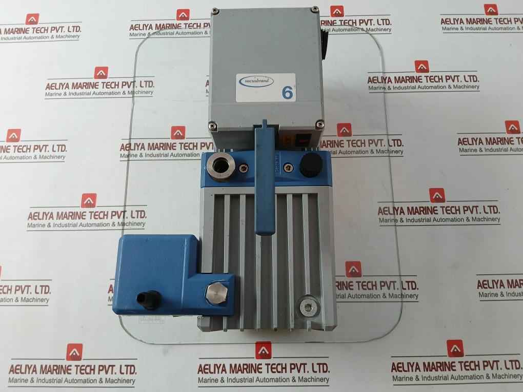 Vacuubrand Re 6W Rotary Vane Vacuum Pump 100-120V 50/60Hz 5.4A
