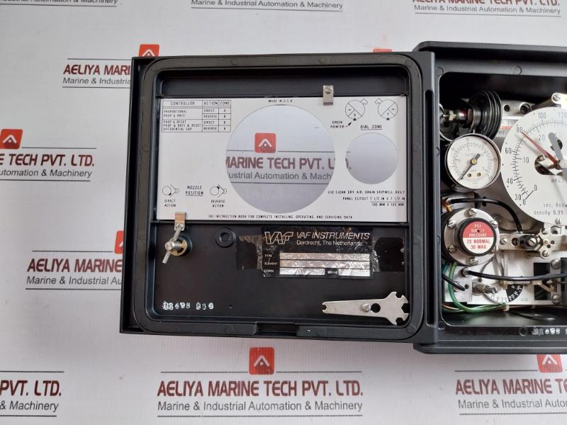 Pneumatic Controller Regulator M40-11M35120-5528Spec 004445 Vaf Instruments