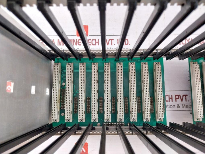Valmet 542852-3A Slot Rack Chassis Module 3-542852-1A