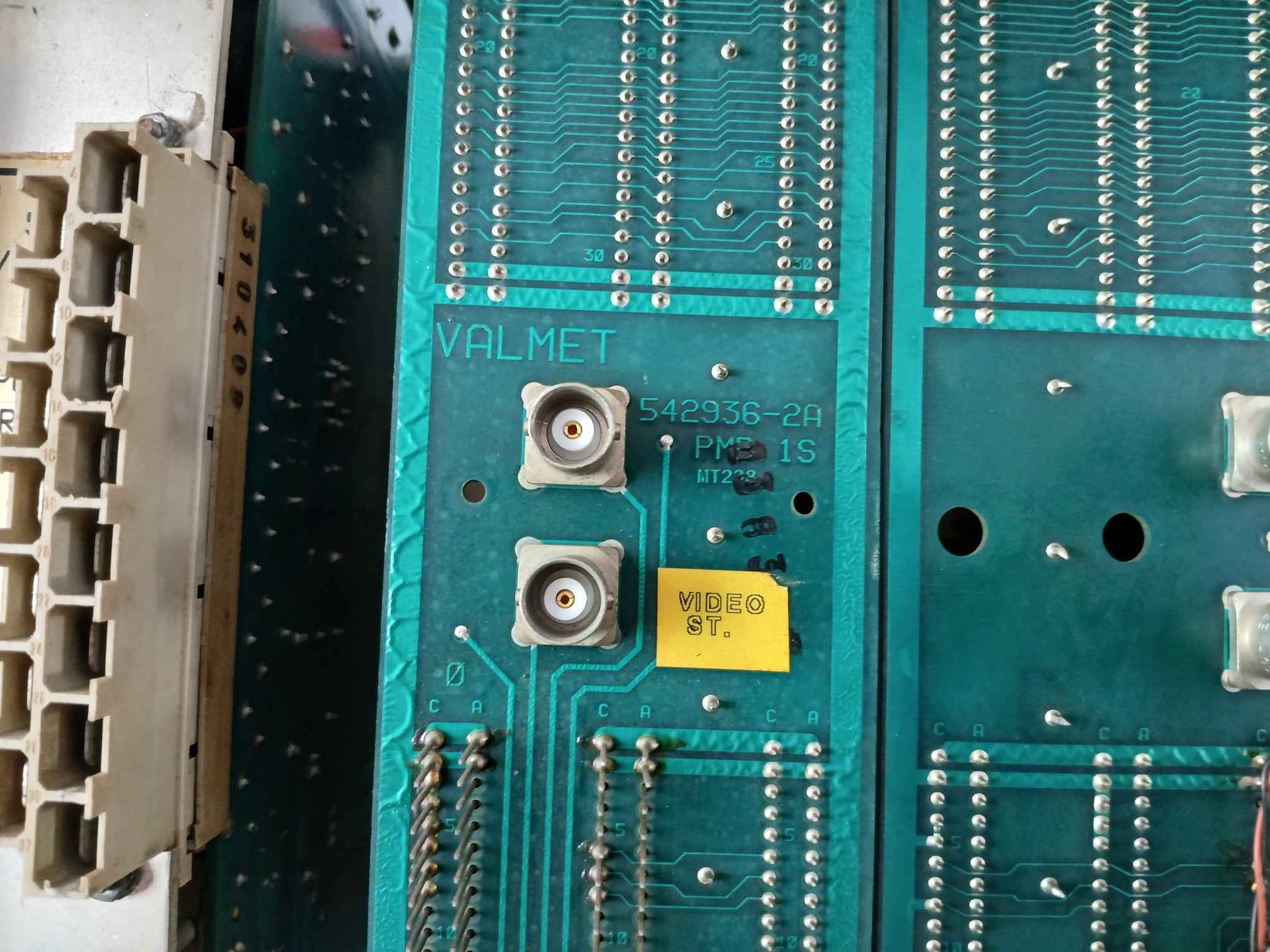 Valmet Automation Pud-10B Power Supply Rack With Cpu, Scu, Memu Module M8510401