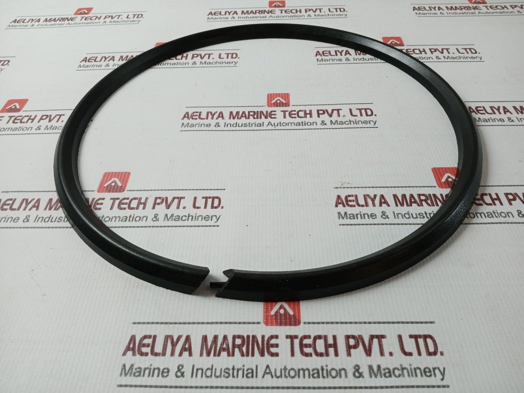 Valqua 2630 Cloth-reinforced Rubber Packing 315X347X49H
