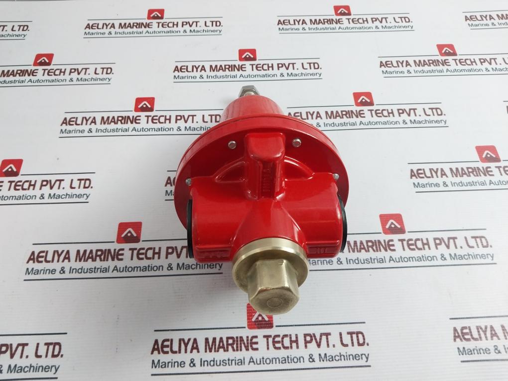 Vanaz R2301 Adjustable Pressure Regulator 15 Kg/Cm2