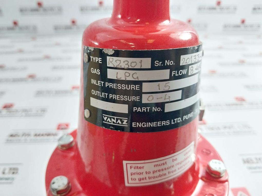 Vanaz R2301 Adjustable Pressure Regulator 15 Kg/Cm2