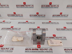 Var 83081 Clevis Rod Female 1.5-12Un P572747