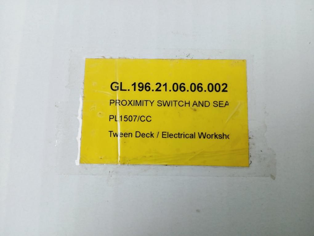 Varley Hydraulics Fs-v122-150 Proximity Switch Sensor Pl1507/Cc 2 Meter