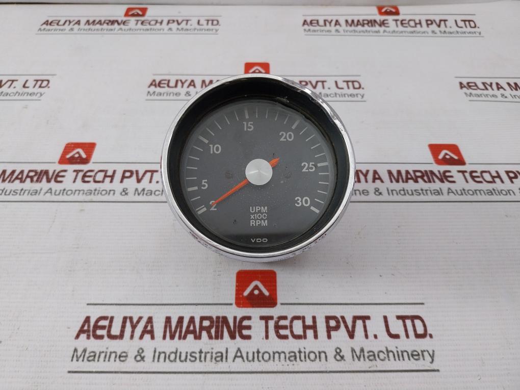 Vdo Cockpit International Tachometer 2-30 Rpm 815/23/2 11.77 Upm X 100