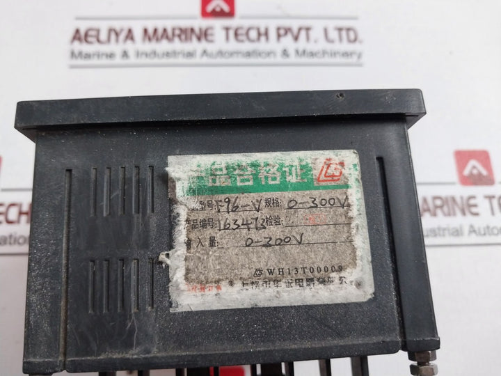 Vdonc F96-v Voltmeter 0-300V Wh13T00009