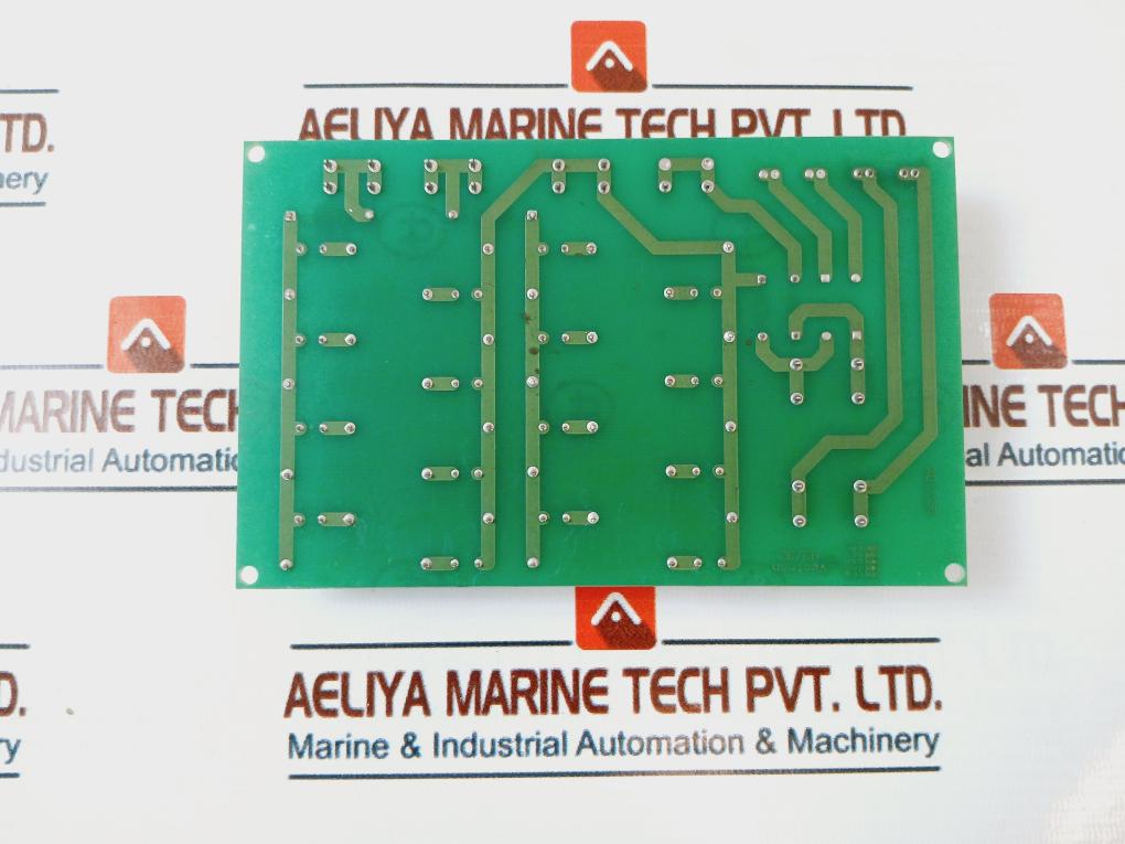 Vectron 172-670 503 Printed Circuit Board