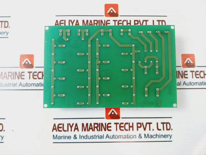 Vectron 172-670 503 Printed Circuit Board