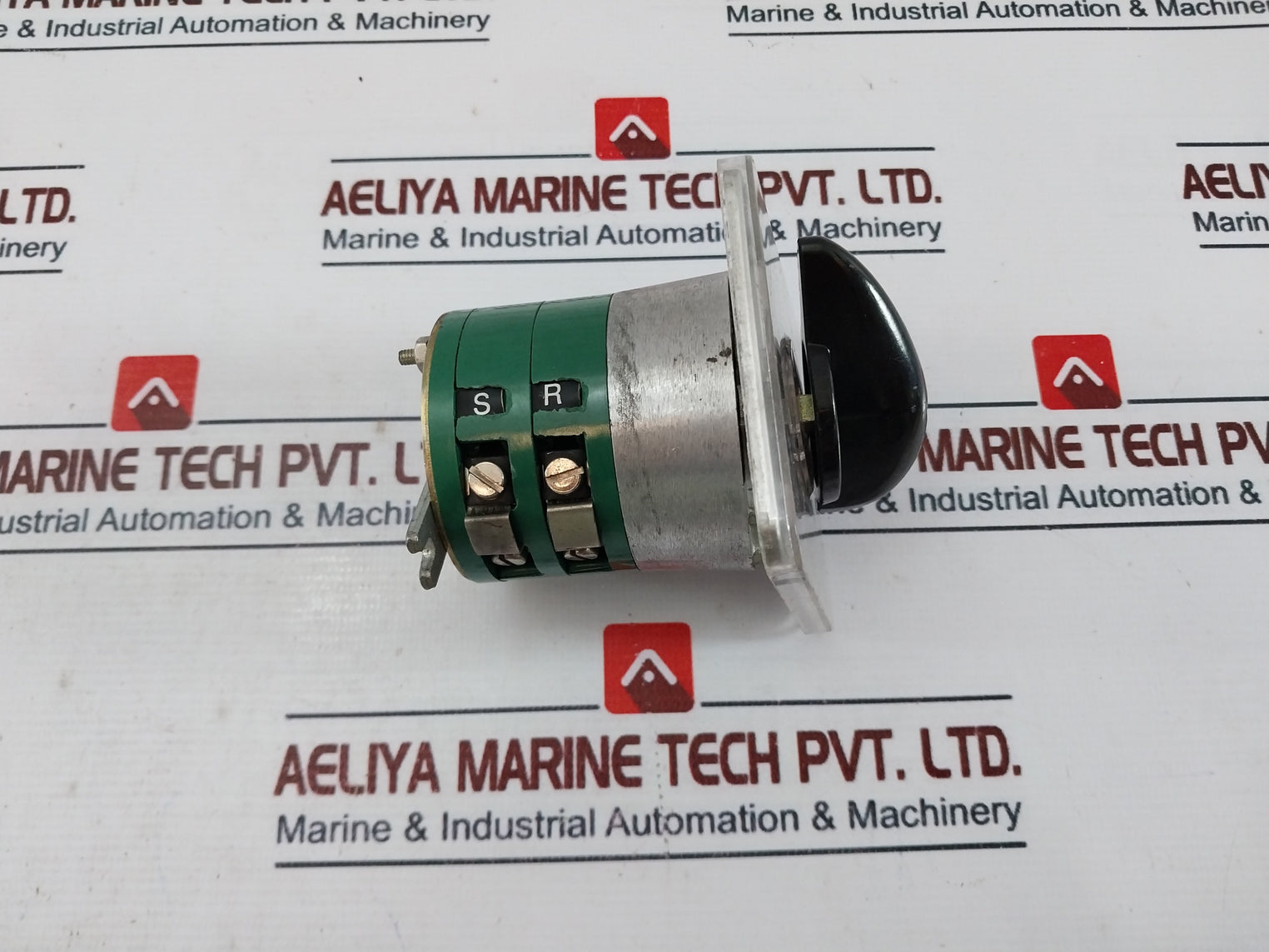 Vefben Bipolar Switch 15a 380v~ 16a/440v~