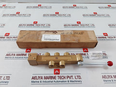 Versa Vaa-4503-135-4003P-eh6 Pneumatic Directional Valve 3A-018-2035