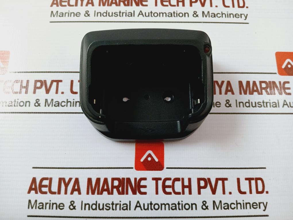 Vertex Standard Cd-26 Battery Charger Cradle Dc 11-16V