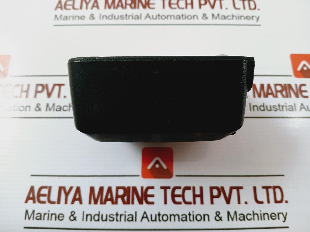 Vertex Standard Cd-26 Battery Charger Cradle Dc 11-16V