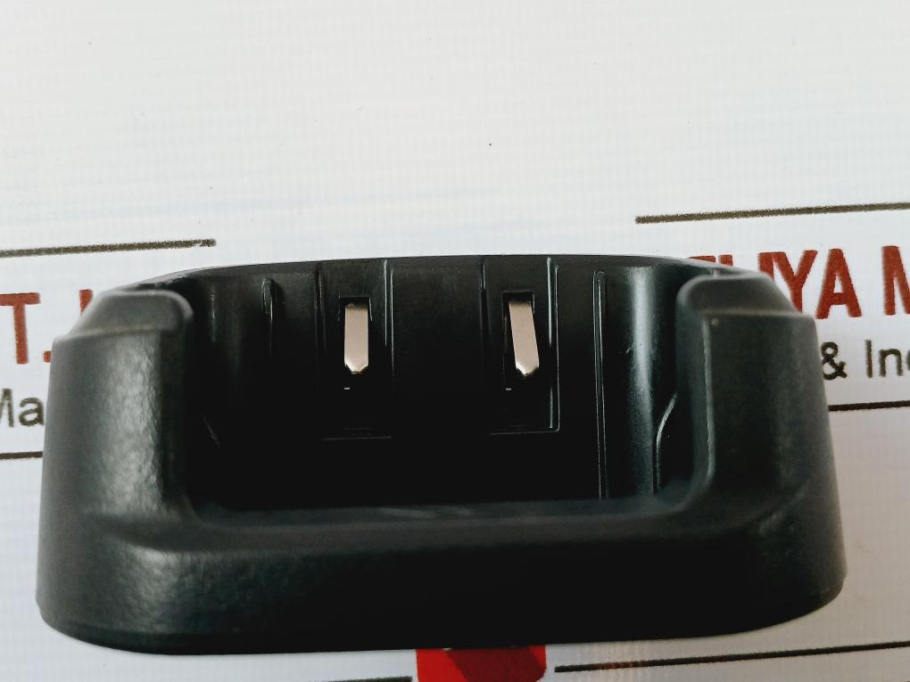 Vertex Standard Cd-26 Battery Charger Cradle Dc 11-16V