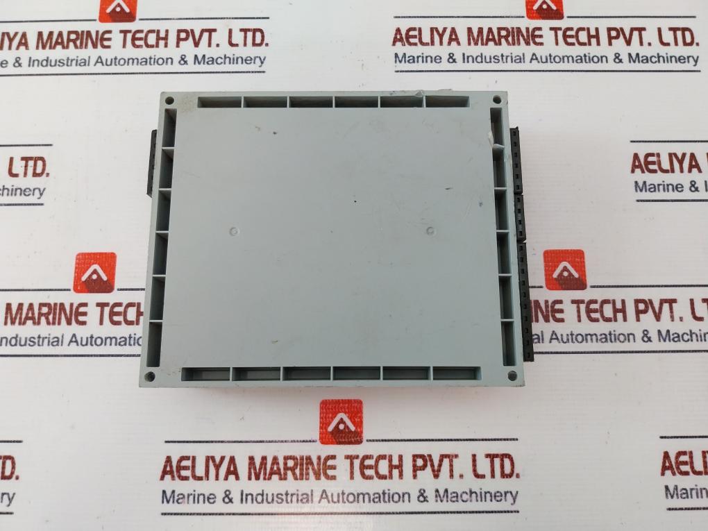 Vertx V100 Door/reader Interface 12-16v, 1a