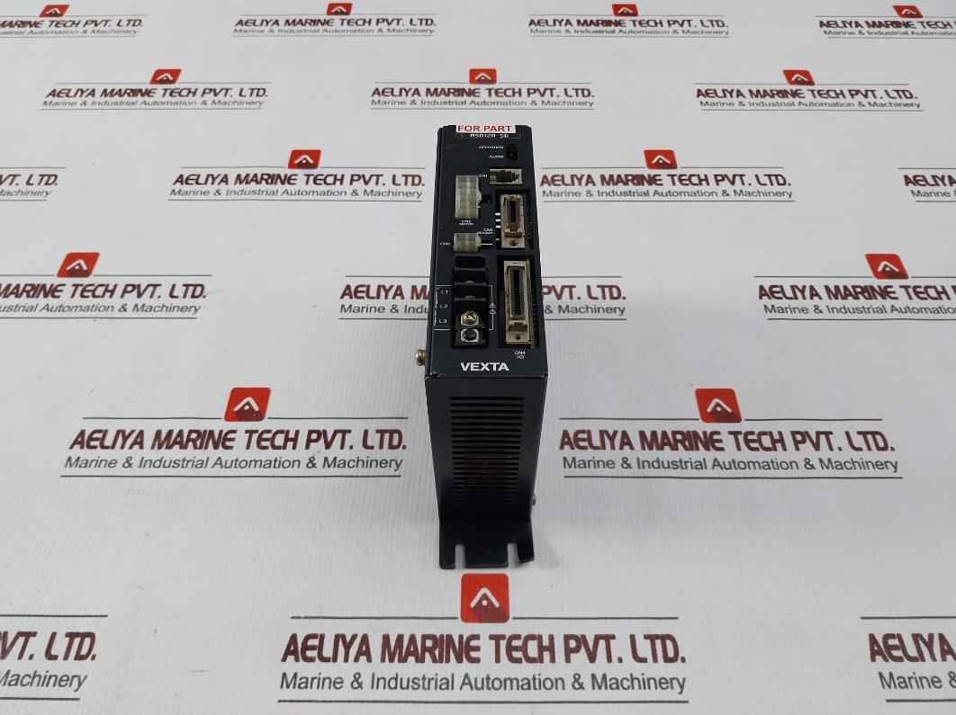 Vexta Asd12A-sd Oriental Motor 200-230V 3 Qr4Ap05101 (Not Working)