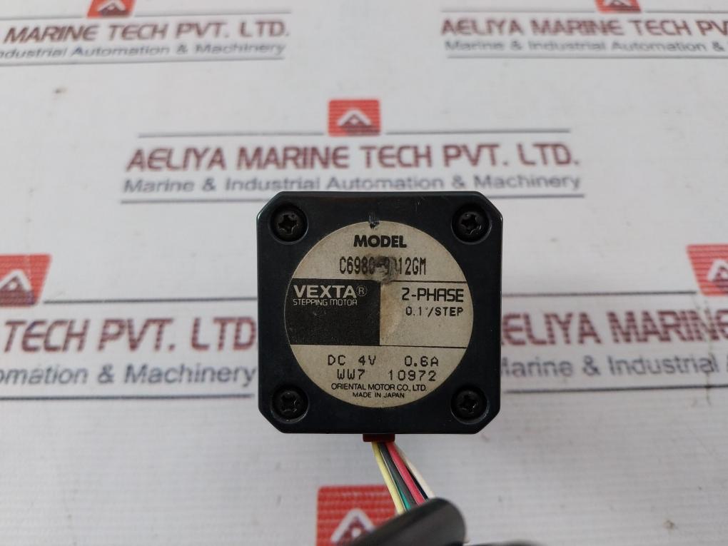 Vexta C6980-9012Gm Stepping Motor Dc 4V 0.6A Ww7 10972