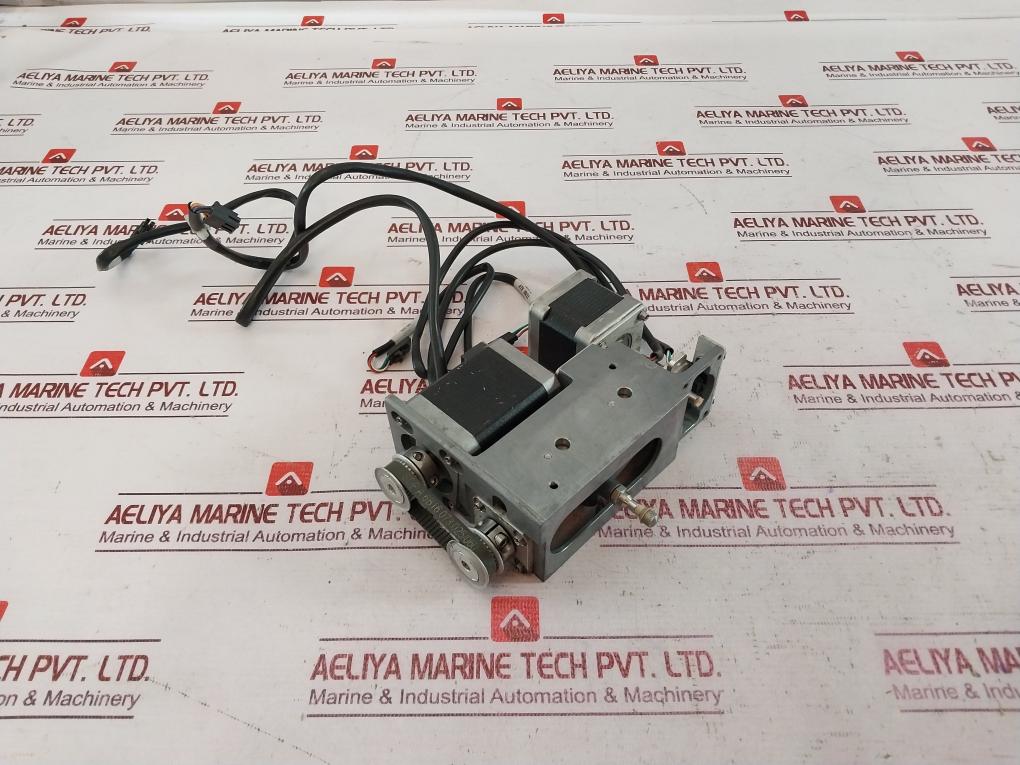 Vexta C9257-9012P-c1 2-phase Step Motor Dc4V 2A 40570 Rev. C 279000773