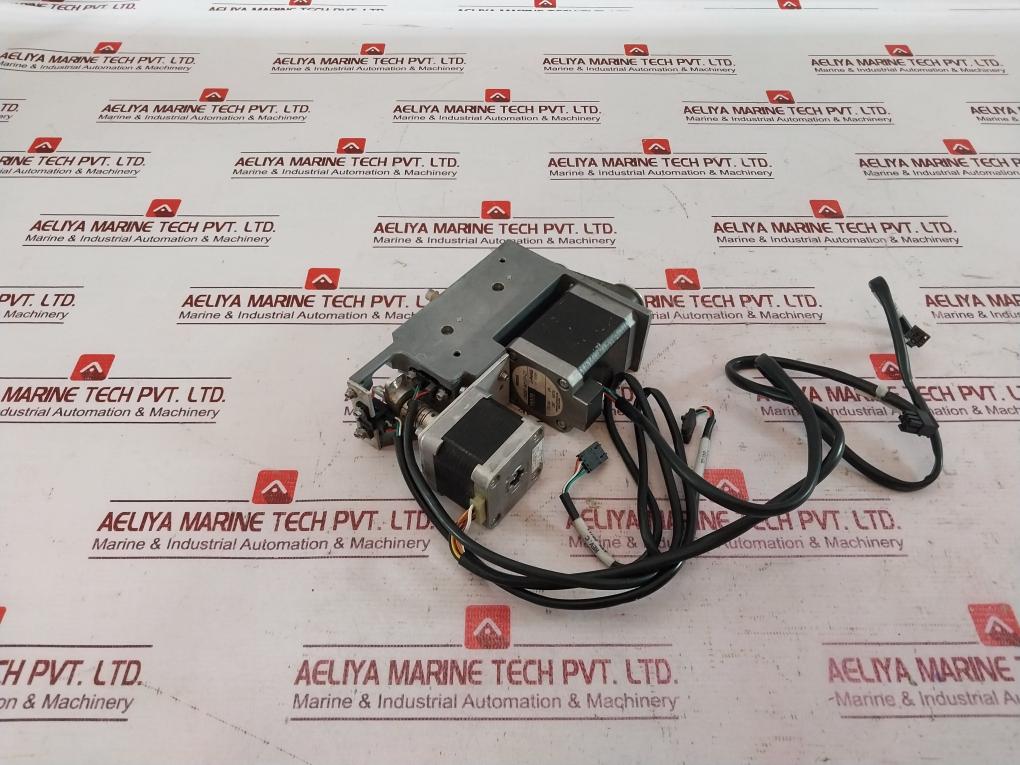 Vexta C9257-9012P-c1 2-phase Step Motor Dc4V 2A 40570 Rev. C 279000773