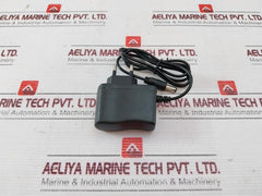 Vga Splitter Vga-2002 2-port 200Mhz Video Splitter With Ac/Dc Adaptor