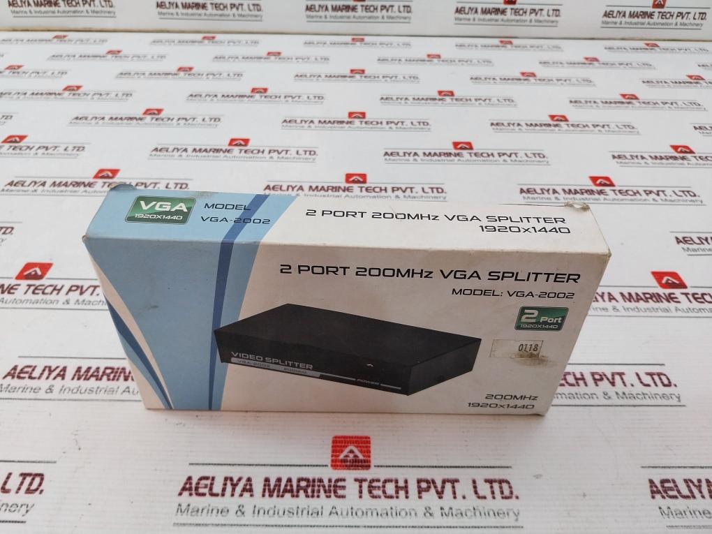 Vga Splitter Vga-2002 2-port 200Mhz Video Splitter With Ac/Dc Adaptor