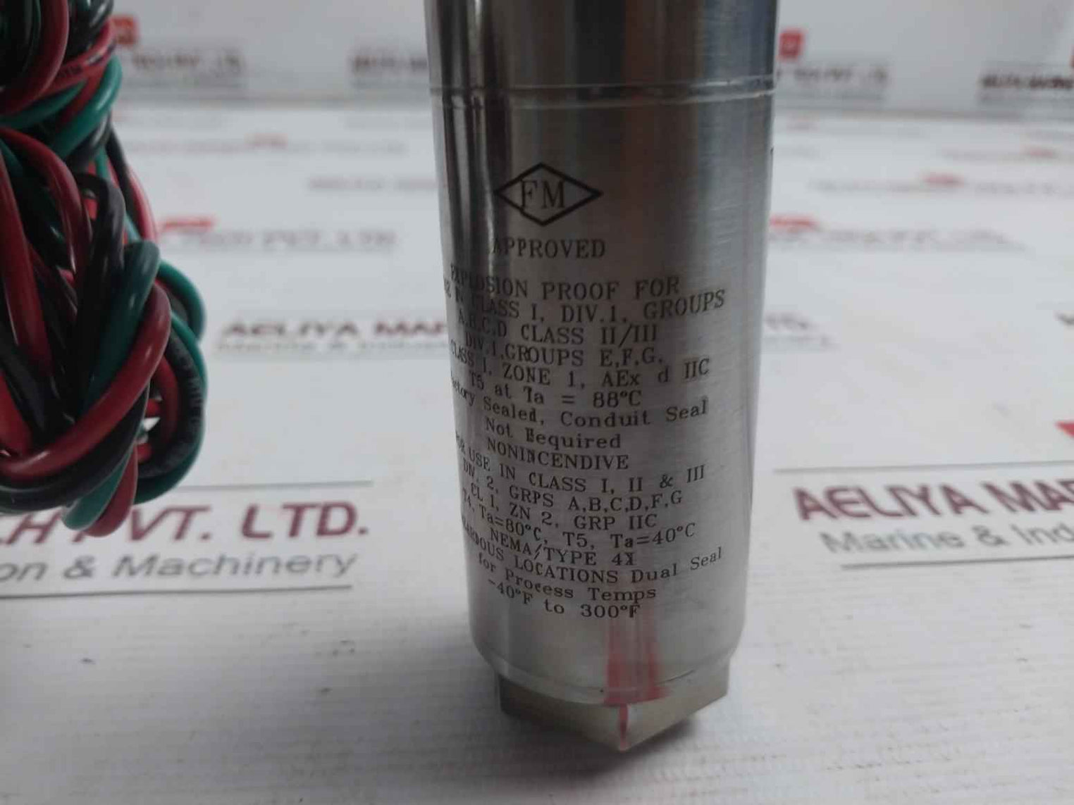 Viatran 5705Arsngnynz Pressure Transmitter 12-28Vdc 0-300 Psis -40°F To 300°F