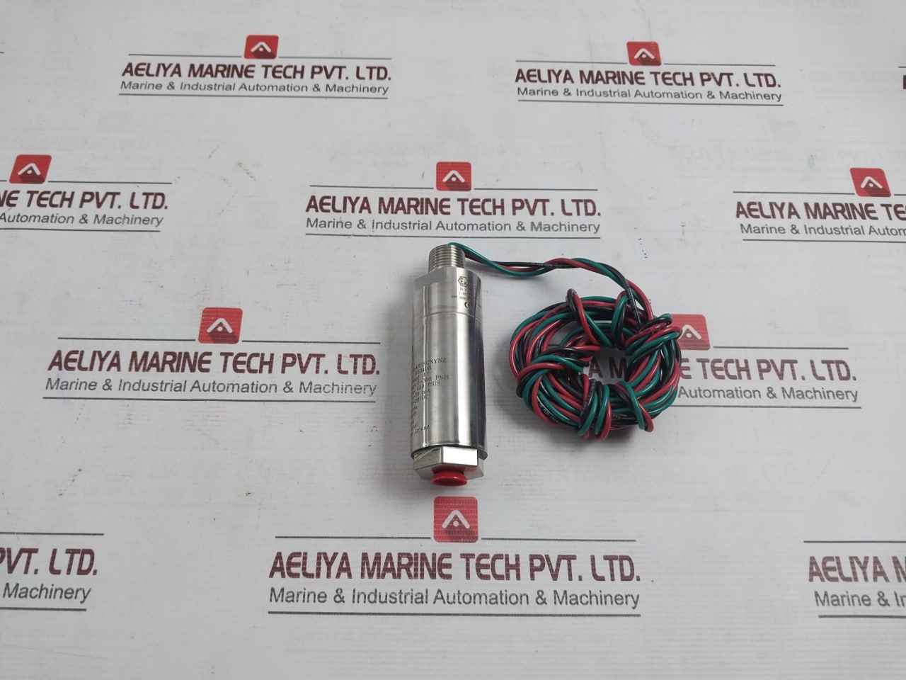 Viatran 5705Arsngnynz Pressure Transmitter 12-28Vdc 0-300 Psis -40°F To 300°F