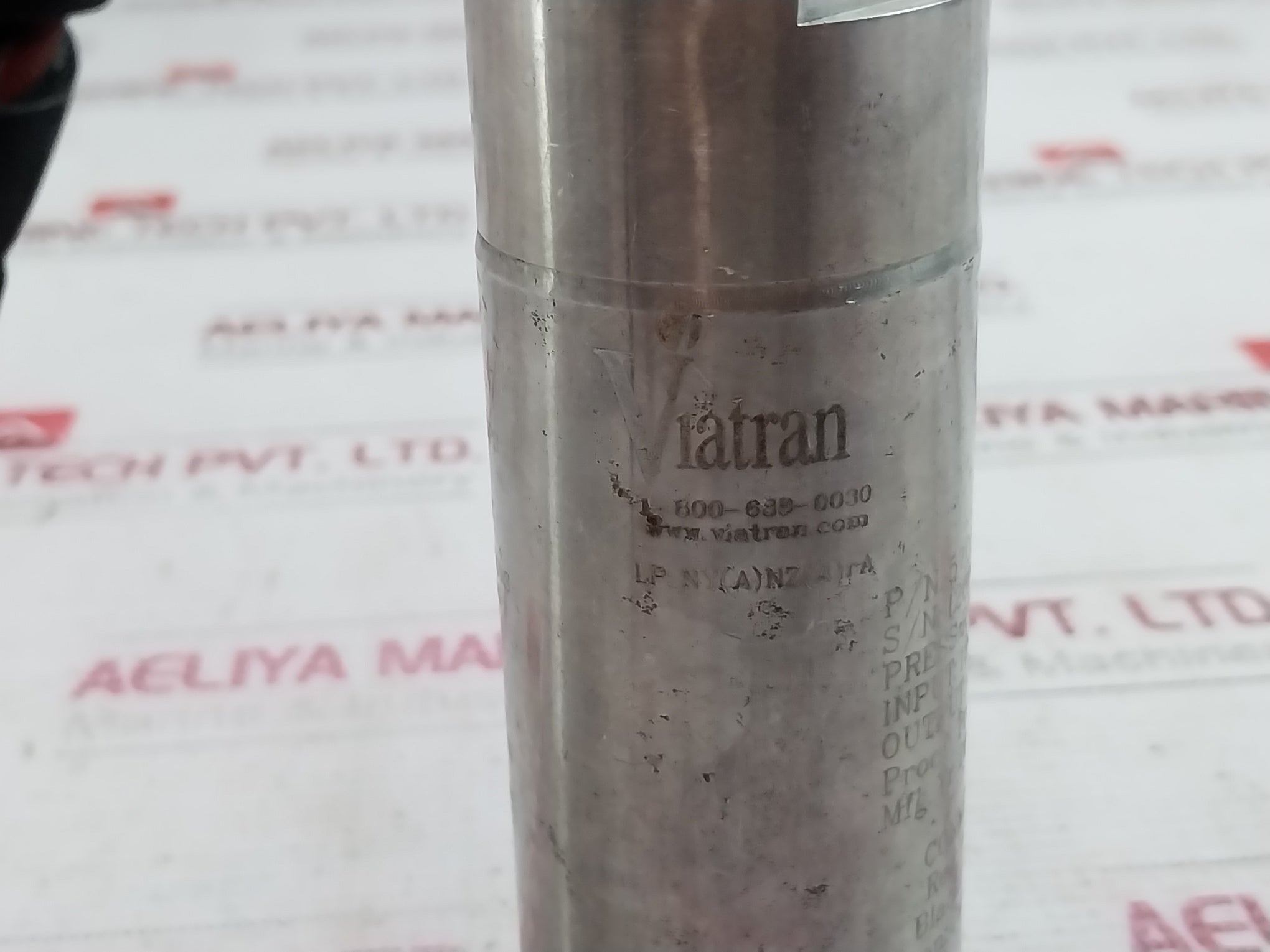Viatran 5705Bcst27H Pressure Transmitter 0-3000 Psis 12-28V 4-20Ma