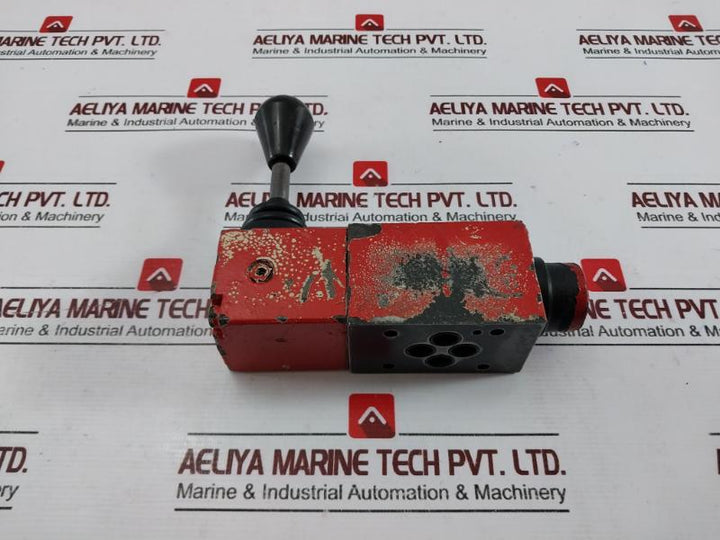 Vickers Dg17v-3-2a-60 Directional Control Valve 02-127342