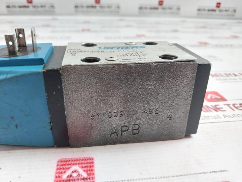 Vickers Dg4V-3-2A M U1 D 7 30 Eu38 Solenoid Operated Directional Valve Ip65