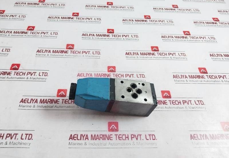 Vickers Dg4V-3-2A M U1 D 7 30 Eu38 Solenoid Operated Directional Valve Ip65