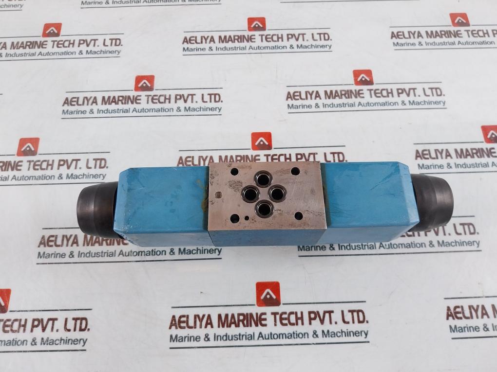 Vickers Dg4V-3-2N H M U1 H7 60 En38 Directional Control Valve 507848