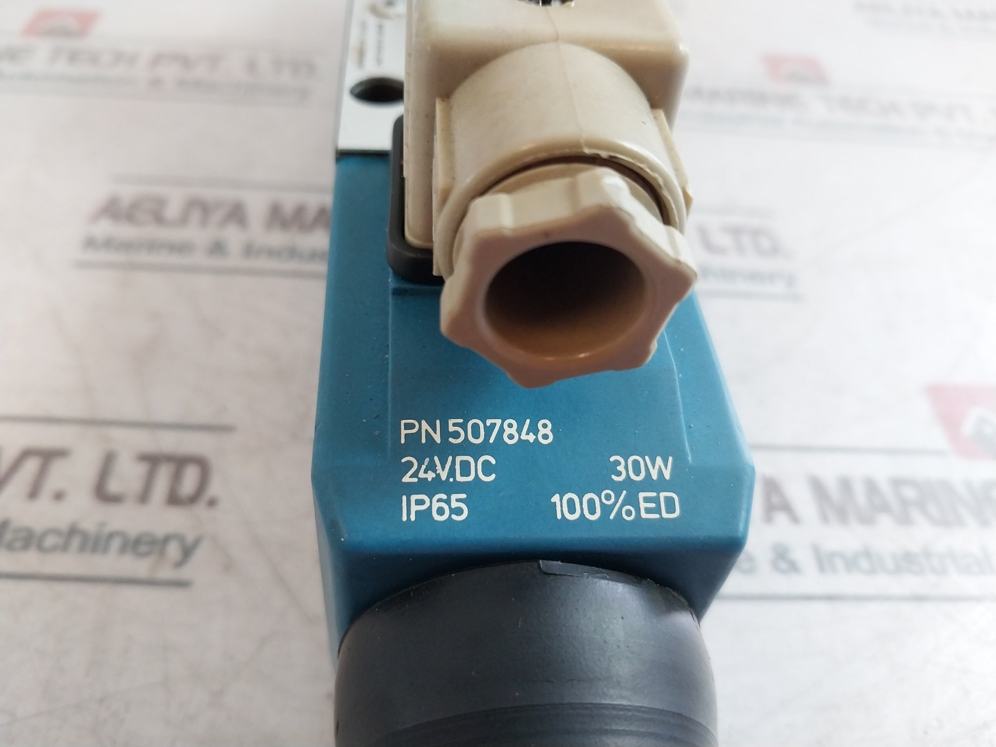 Vickers Dg4V-3-6C H M U1 C6 60 En38 Solenoid Directional Control Valve 24Vdc