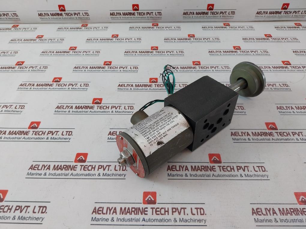 Vickers Dg4V4-016C-m-x2-er4-10-s585 Direction Control Valve 02-357507 120Vac 60Hz