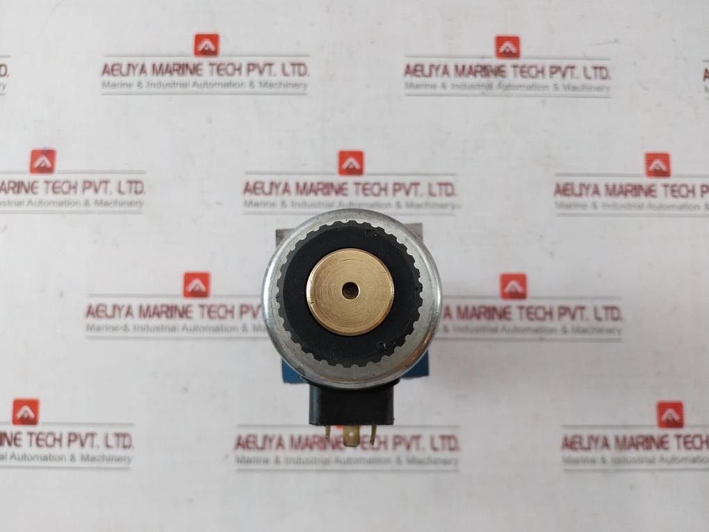 Vickers Dg4V 5 56Cj M U H6 20 Directional Control Valve 944919 24V Dc 39W