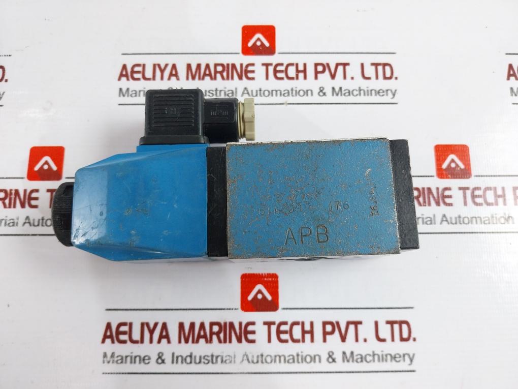 Vickers Dg4v-3-2a Mu1b730 Eu38 Solenoid Operated Directional Valve