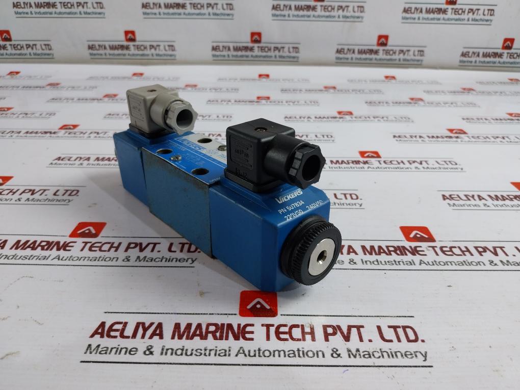 Vickers Dg4v-3-6c-h-m-u1-d6-60-en38 Solenoid Directional Control Valve