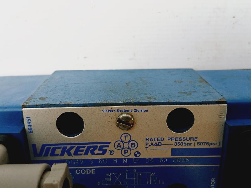 Vickers Dg4v 3 6c H M U1 D6 60 En38 Solenoid Directional Control Valve 507834