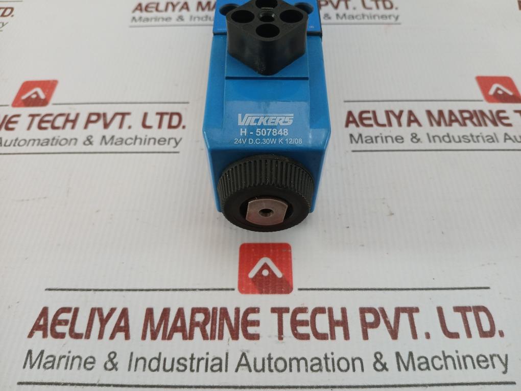 Vickers Solenoid Operated Directional Control Valve 24V Dc, Dg4V 3S 7C M U H5 60